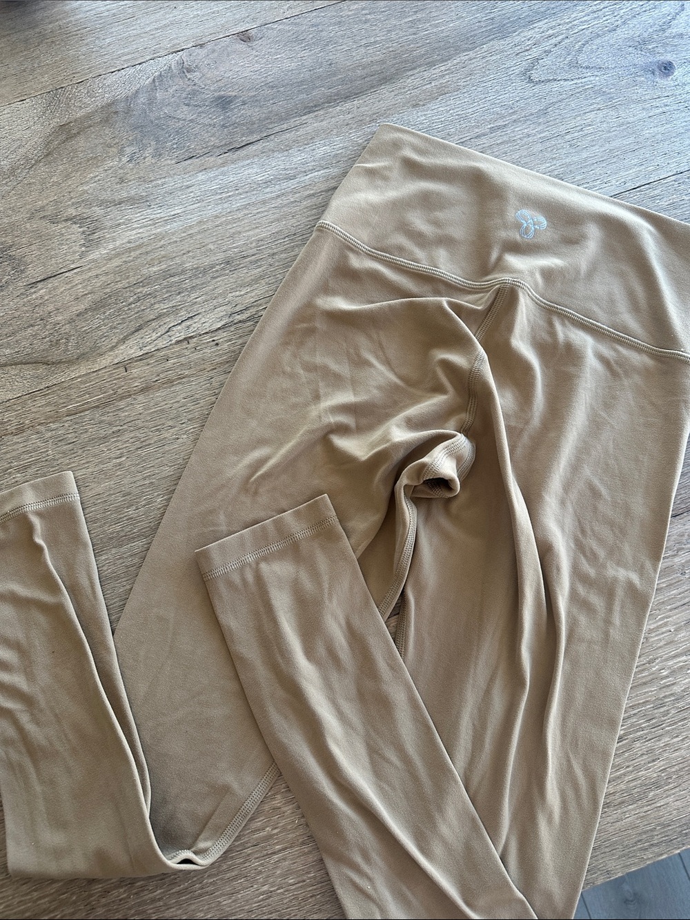 Tna Aritzia caramel tan leggings size small